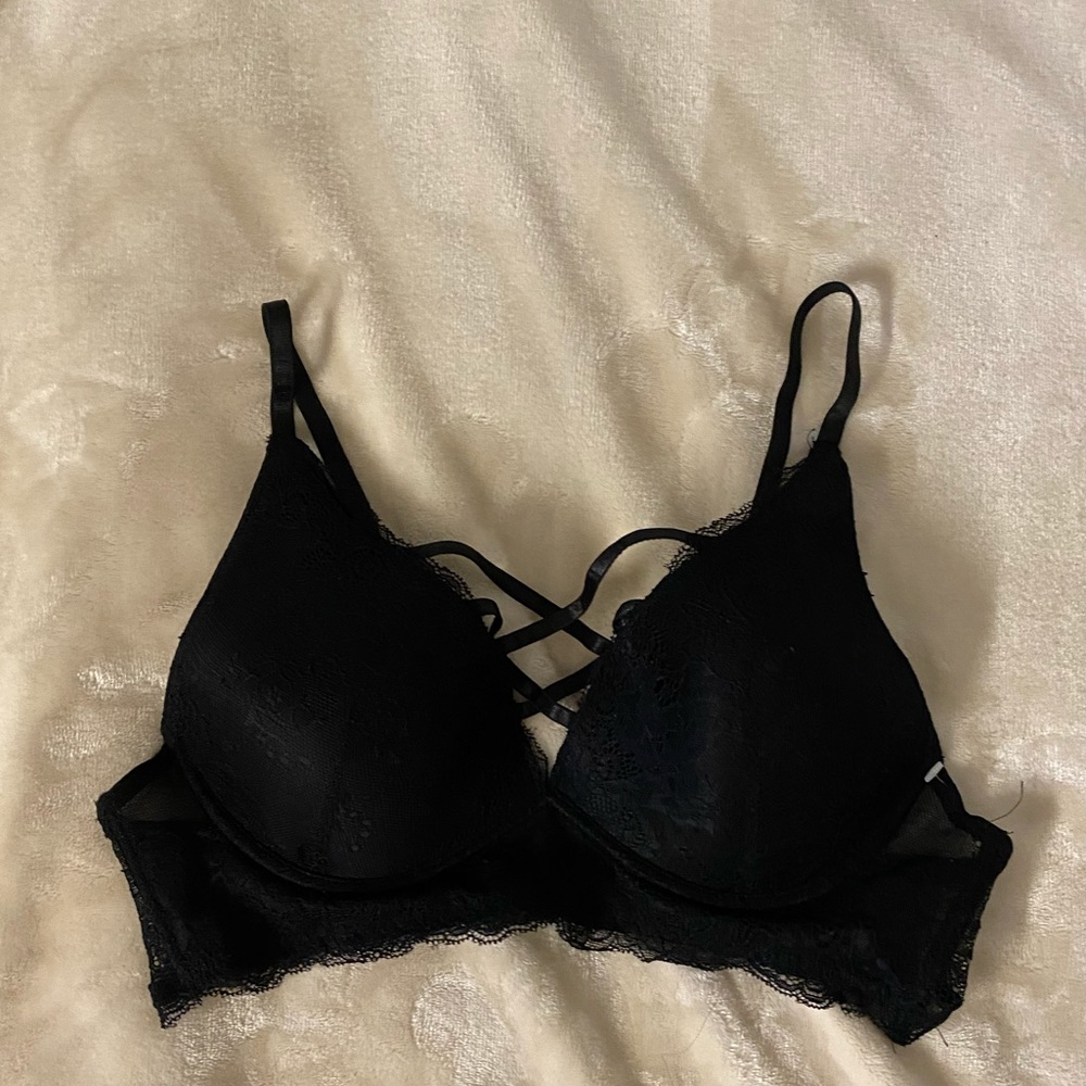 Black lace bra/ bralet